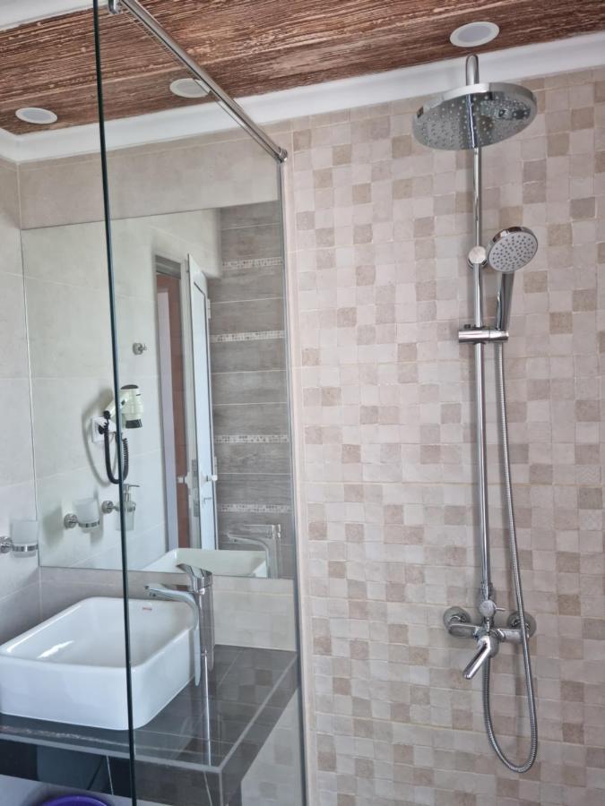 Vromos Guest House Chernomorets Exterior photo