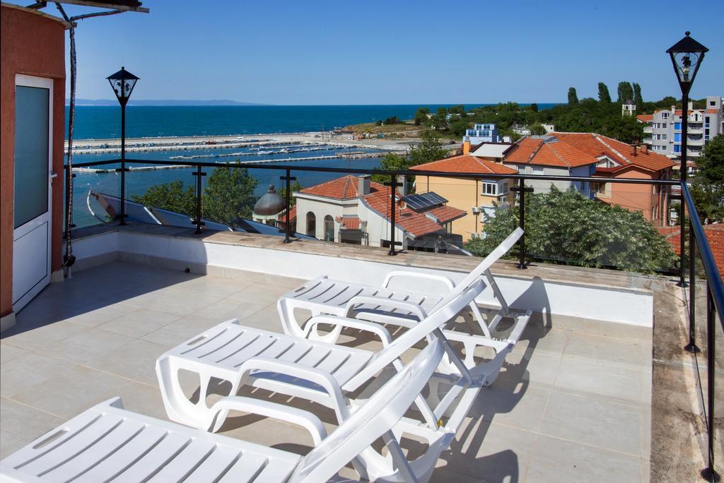 Vromos Guest House Chernomorets Exterior photo
